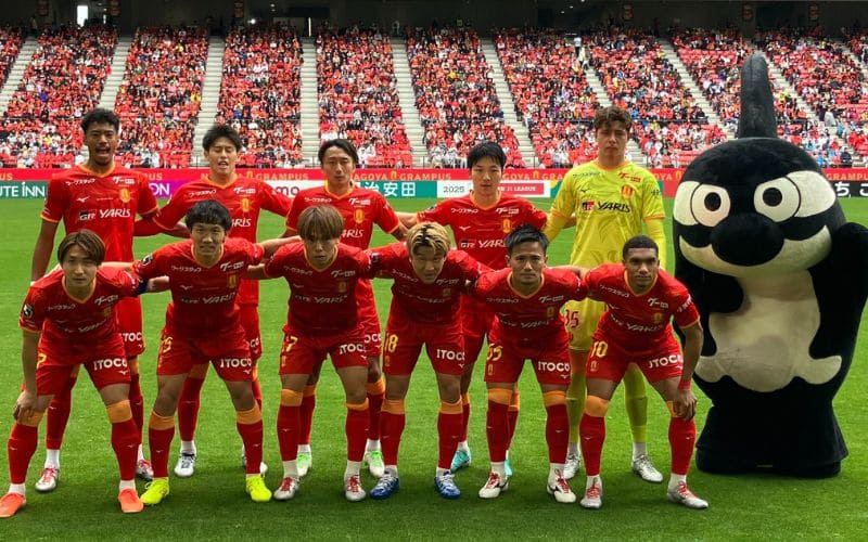 Linh vật cá voi sát thủ đáng yêu của câu lạc bộ Nagoya Grampus